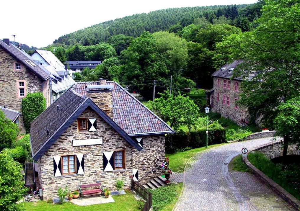 Hotel Talschenke Hürtgenwald Exterior foto
